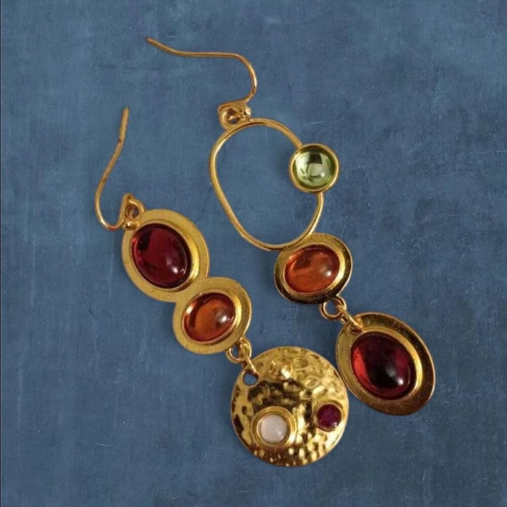 ꧁ᬊᬁ 90s style gold plated mismatch dangle earrings ᬊ᭄꧂